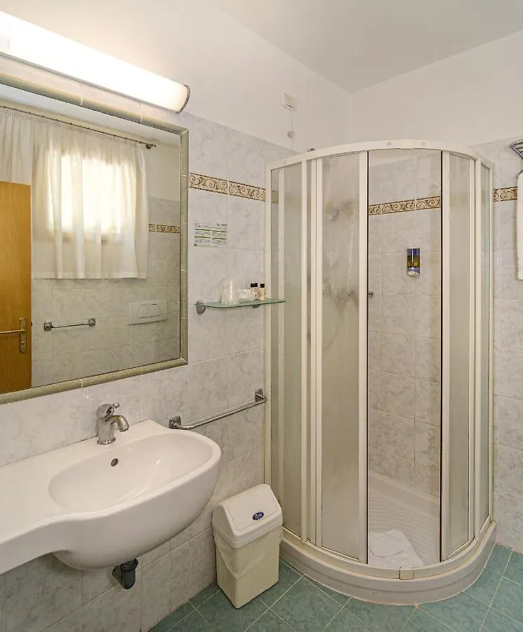 Hotel Nedy Marina di Massa