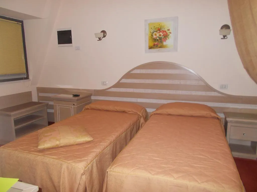 Hotel Nedy Marina di Massa